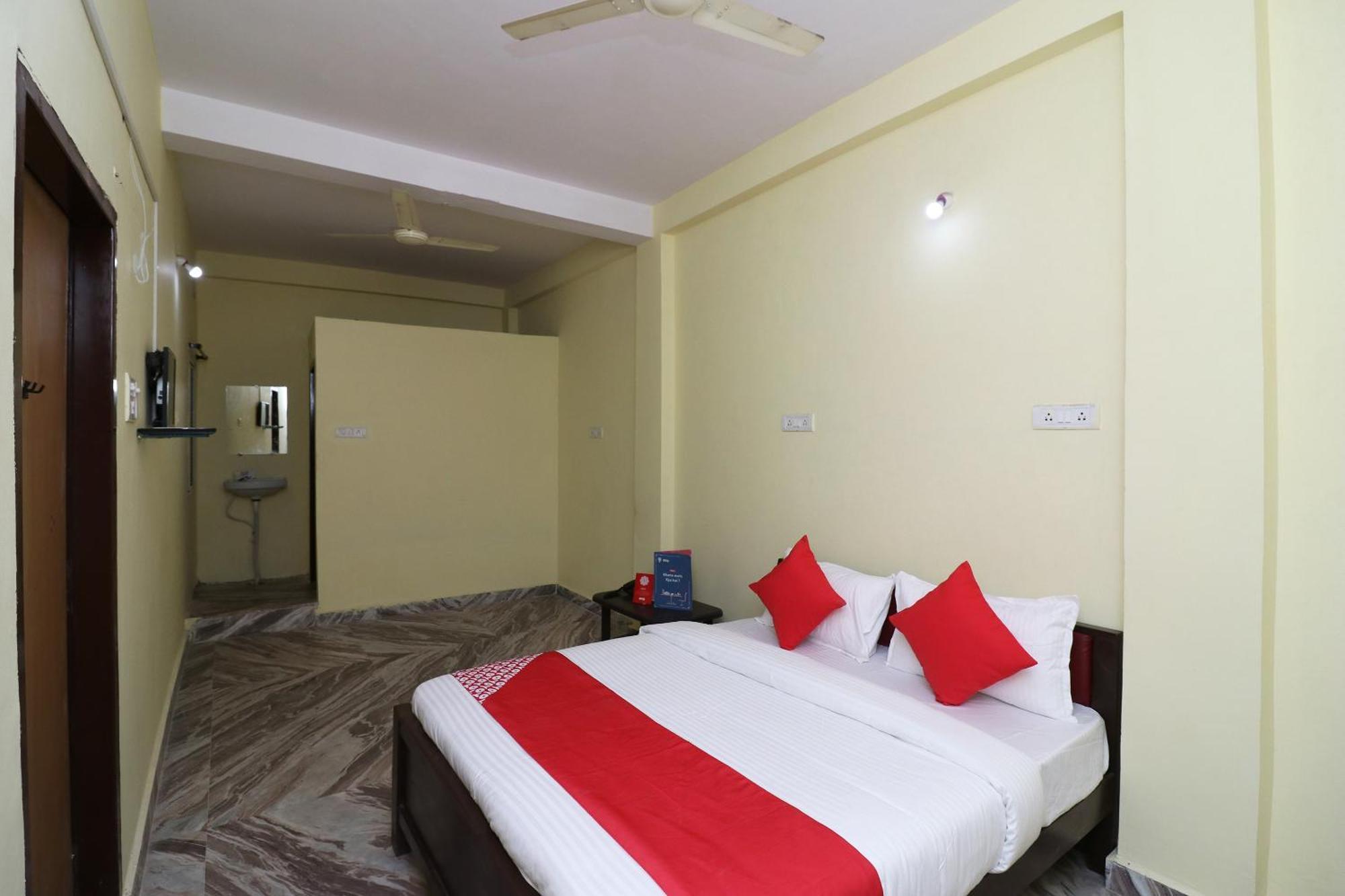 Spot On Hotel O Om Sai Plaza Bhopal Eksteriør billede